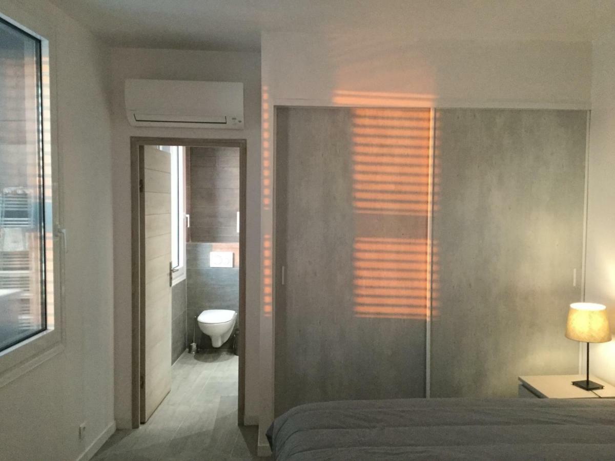Apartment Malmousque Cabanon 45 M2 Sur L'eau Marseille