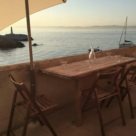 Appartement Cabanon Marseillais 45 m2 sur l'eau à Malmousque à Marseille Extérieur photo